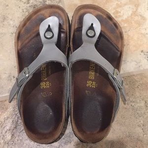 Silver Gizeh Birkenstocks